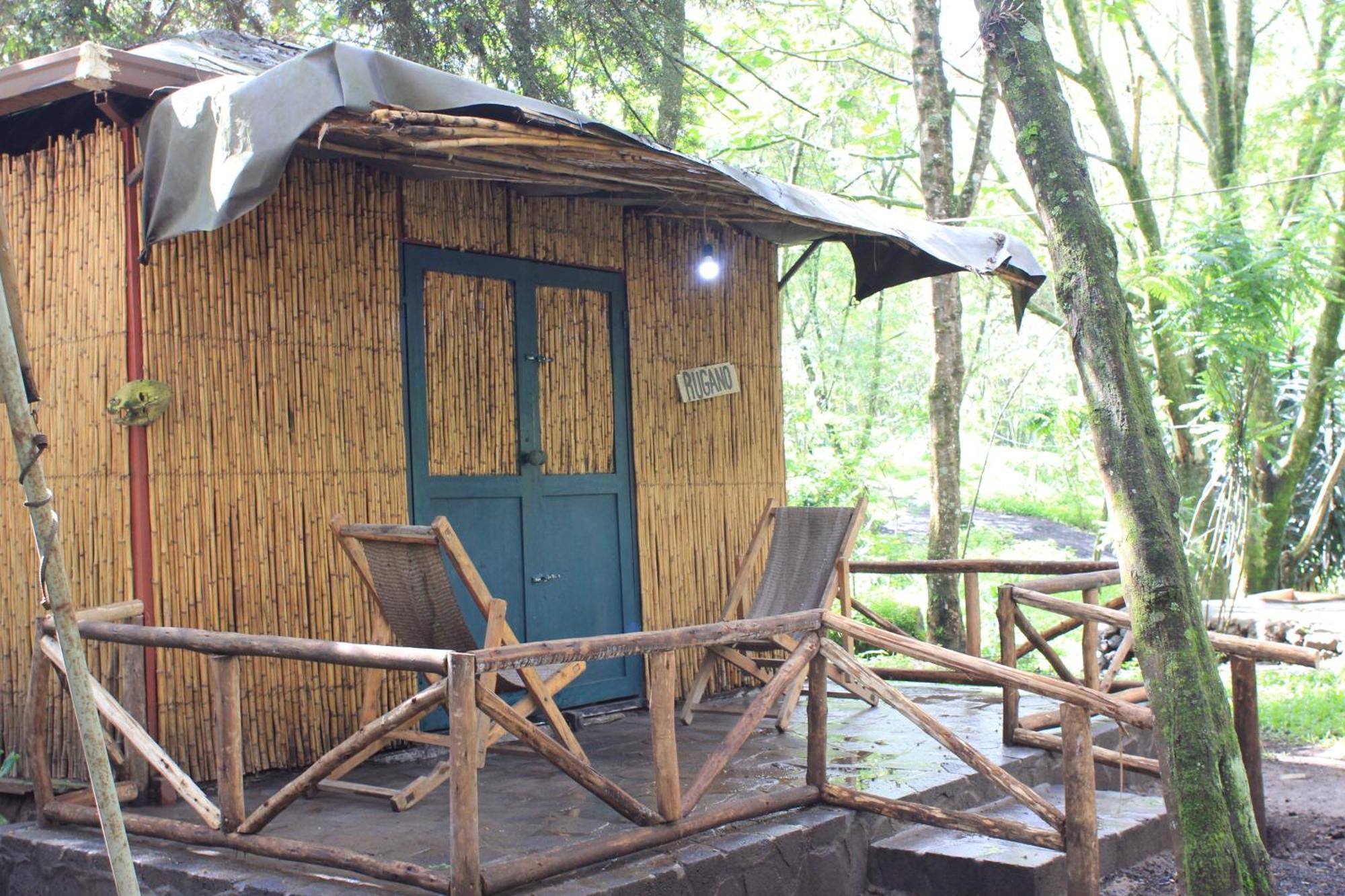 Nyakinama Red Rocks Rwanda - Campsite & Guesthouse מראה חיצוני תמונה