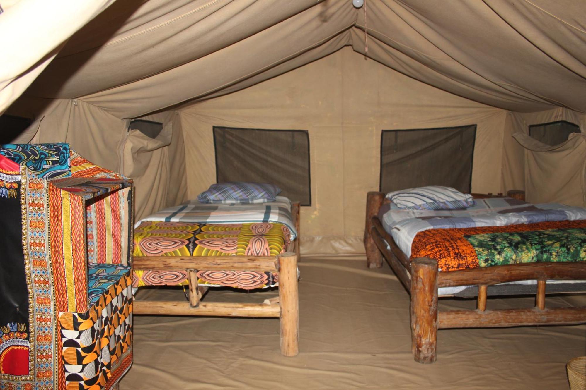 Nyakinama Red Rocks Rwanda - Campsite & Guesthouse מראה חיצוני תמונה