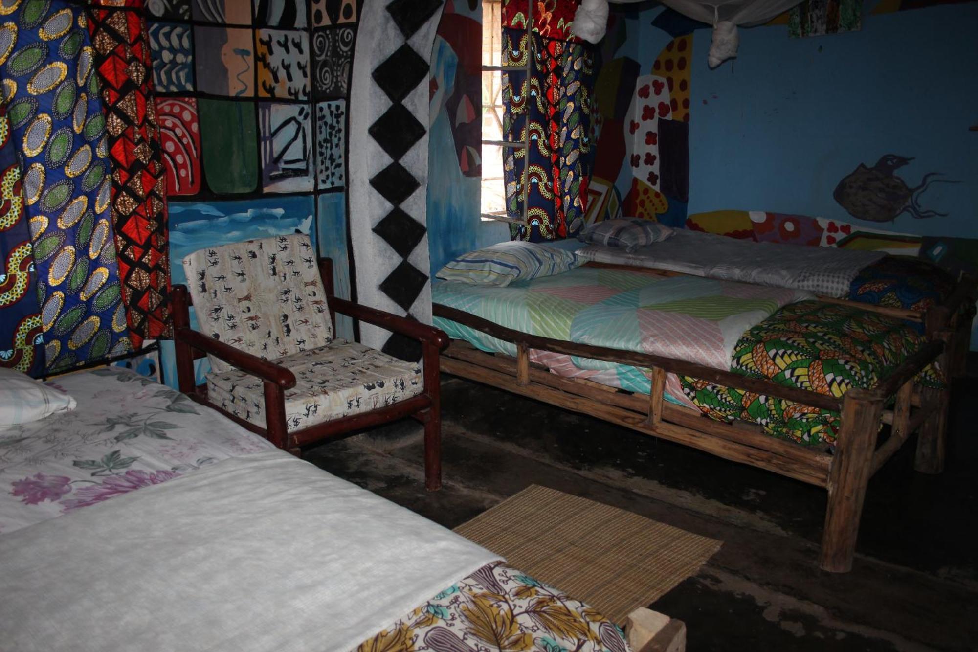 Nyakinama Red Rocks Rwanda - Campsite & Guesthouse מראה חיצוני תמונה