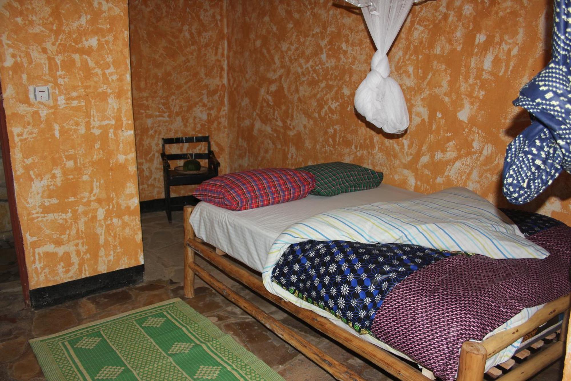 Nyakinama Red Rocks Rwanda - Campsite & Guesthouse מראה חיצוני תמונה