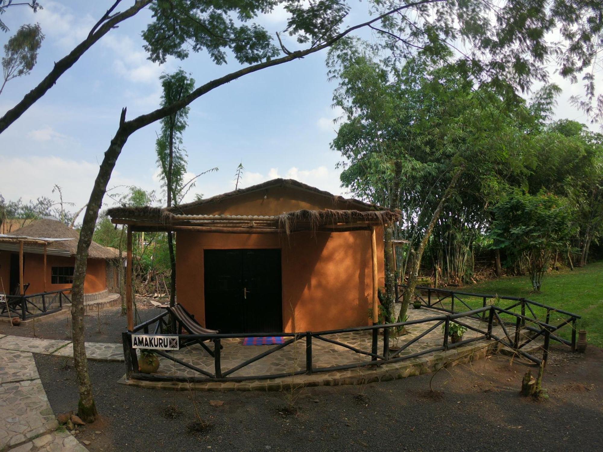 Nyakinama Red Rocks Rwanda - Campsite & Guesthouse מראה חיצוני תמונה