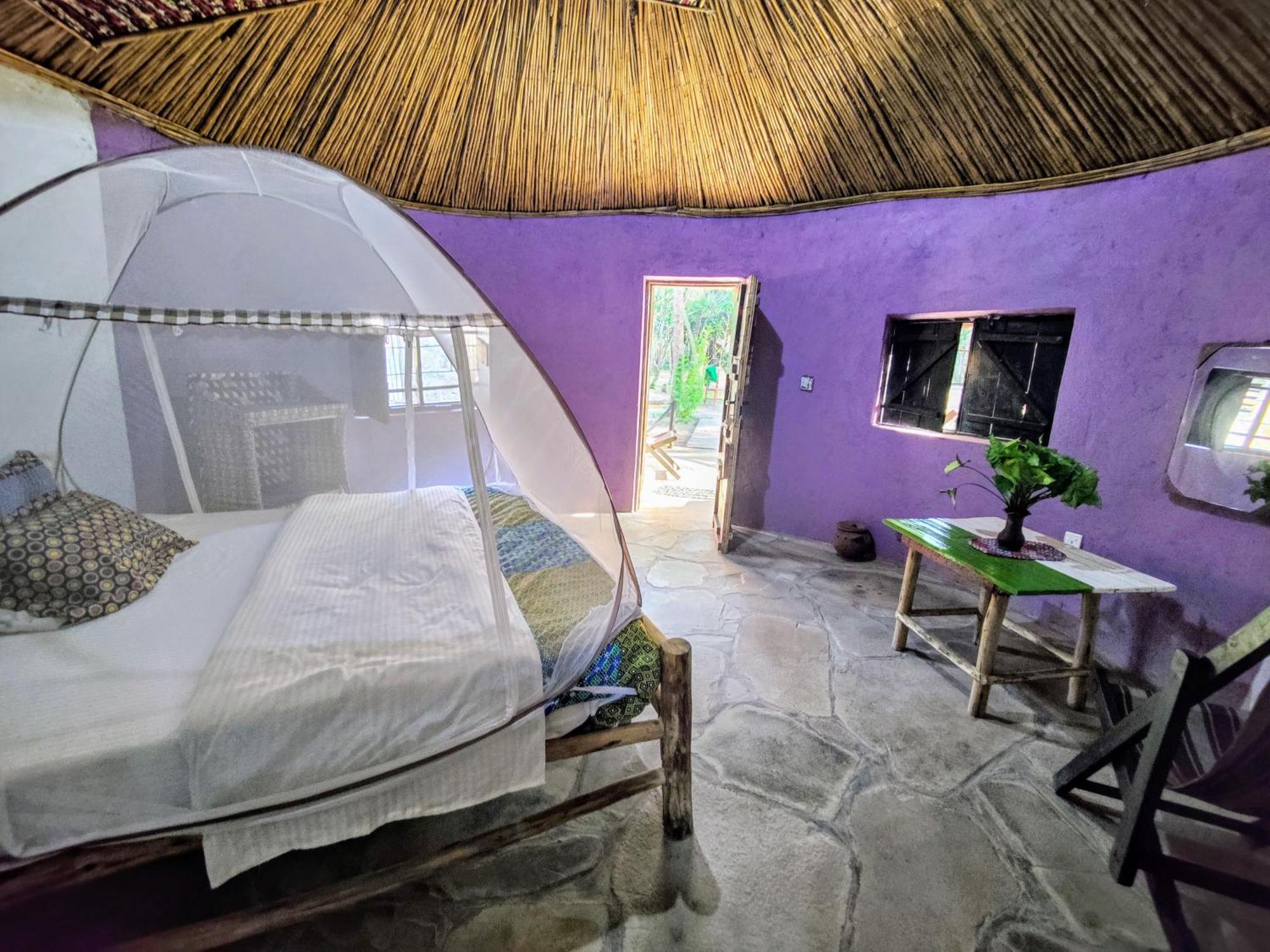 Nyakinama Red Rocks Rwanda - Campsite & Guesthouse מראה חיצוני תמונה