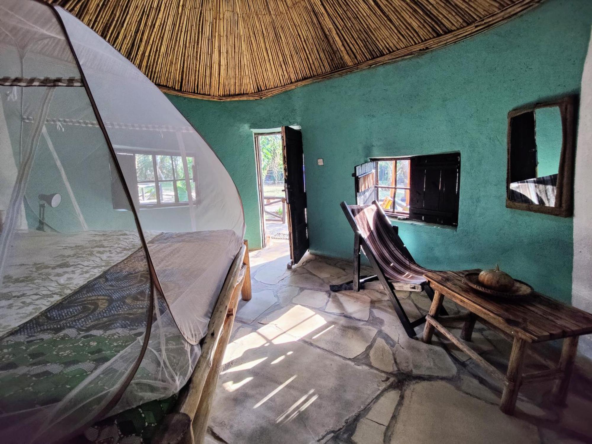 Nyakinama Red Rocks Rwanda - Campsite & Guesthouse מראה חיצוני תמונה