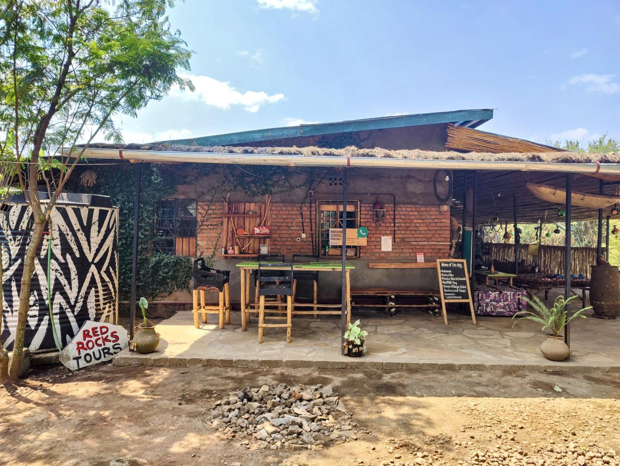 Nyakinama Red Rocks Rwanda - Campsite & Guesthouse מראה חיצוני תמונה