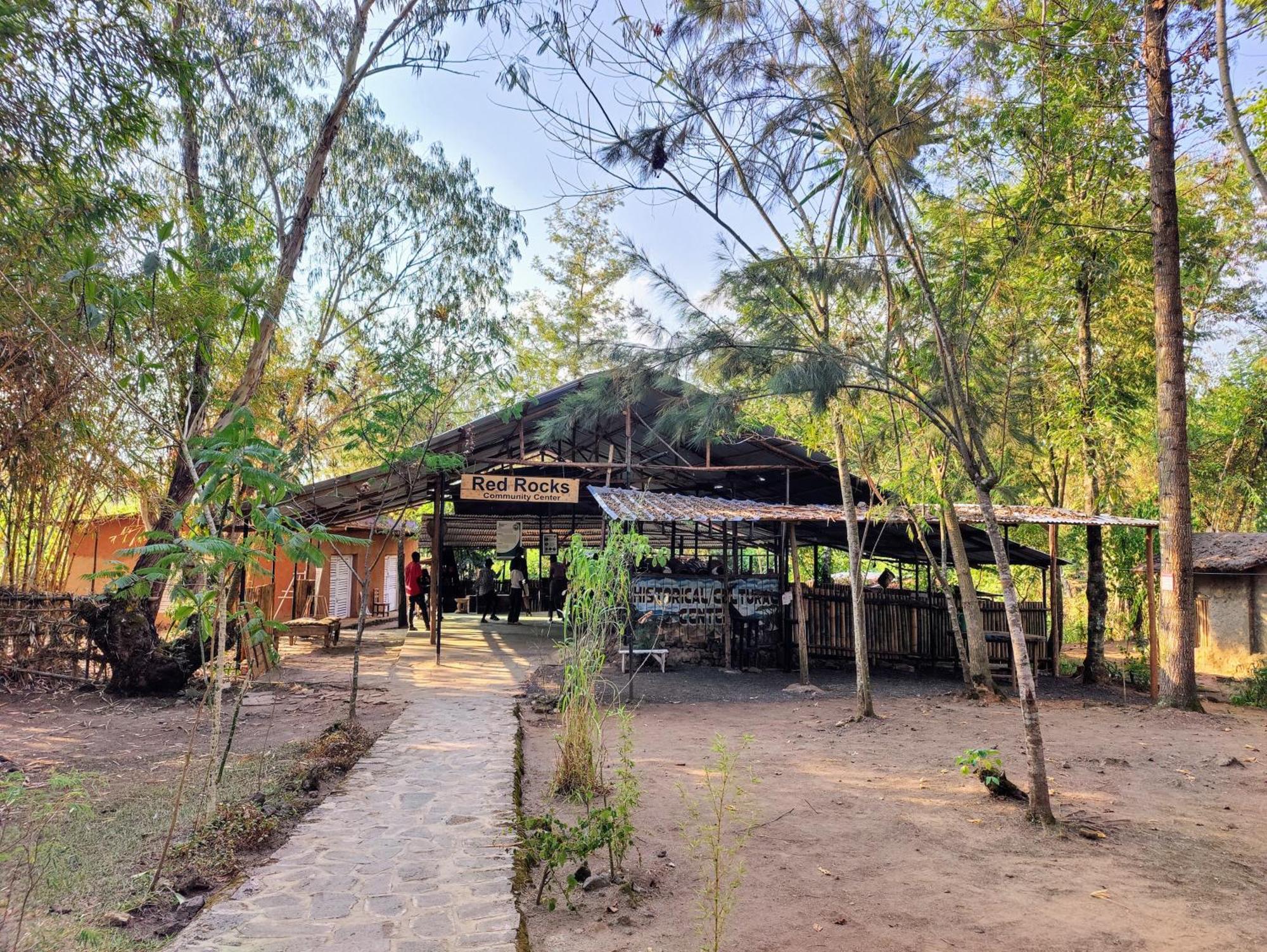 Nyakinama Red Rocks Rwanda - Campsite & Guesthouse מראה חיצוני תמונה