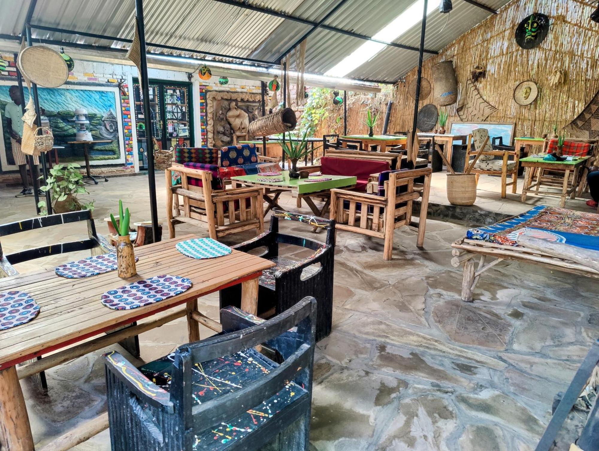 Nyakinama Red Rocks Rwanda - Campsite & Guesthouse מראה חיצוני תמונה