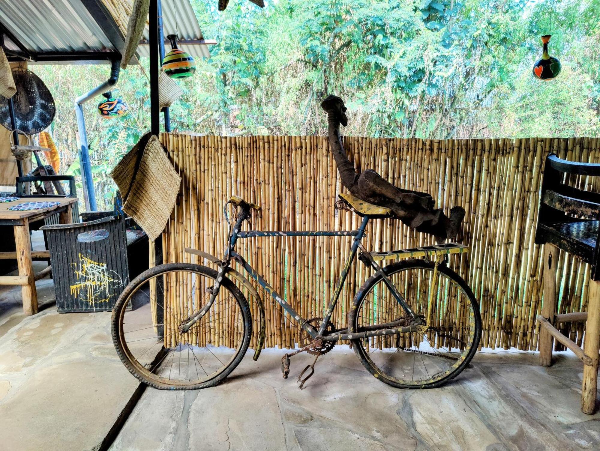 Nyakinama Red Rocks Rwanda - Campsite & Guesthouse מראה חיצוני תמונה